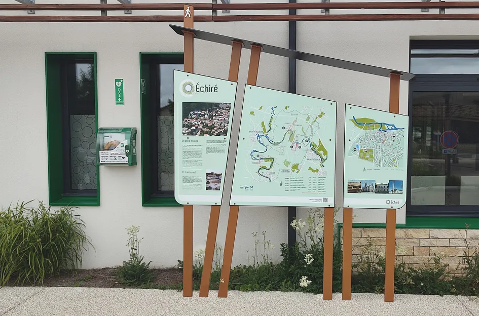 panneau signalétique RIS ville echiré